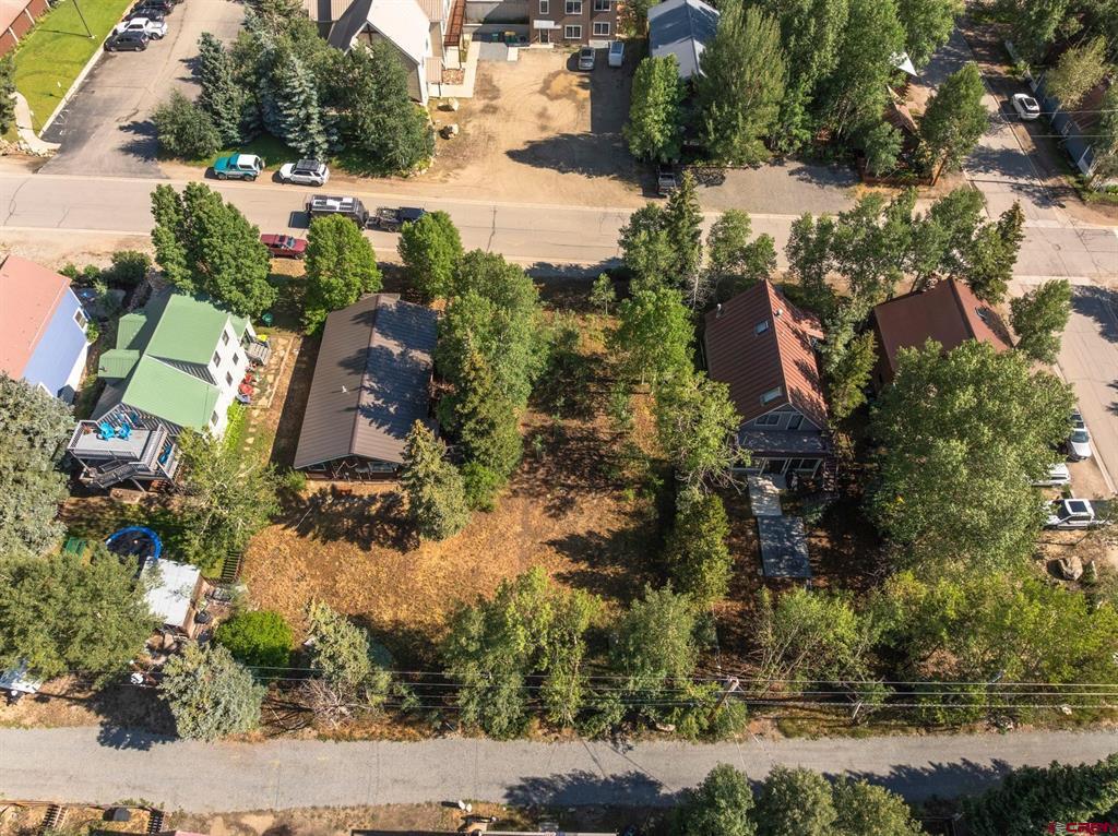 422 Sopris Avenue Property Photo 8
