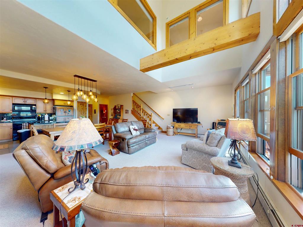 24 Hunter Hill Road Property Photo 7