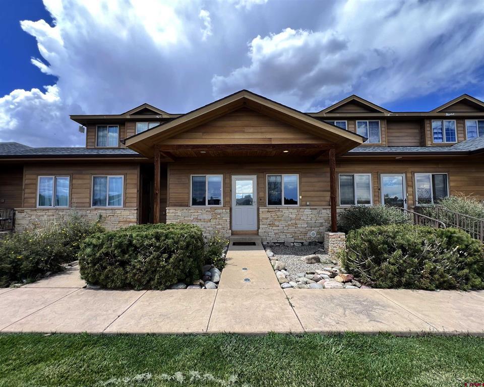 1630 Gateway Drive #3 Property Photo 1