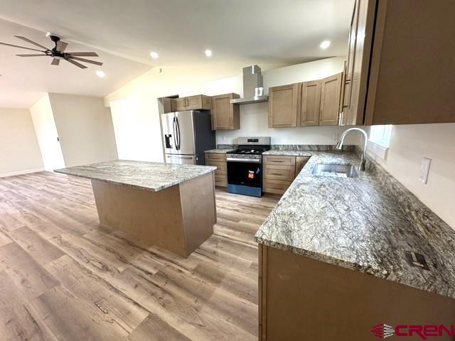 976 Bluffs Blvd Property Photo 7