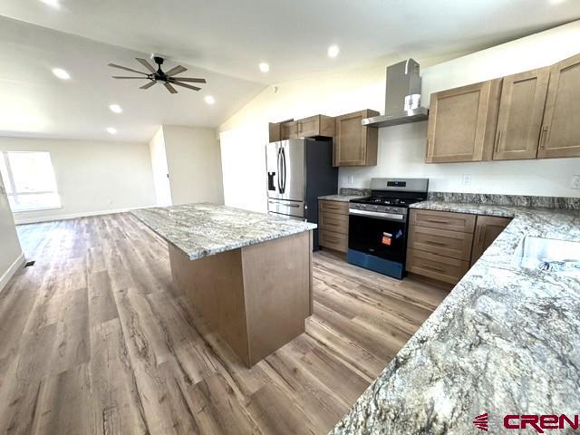 976 Bluffs Blvd Property Photo 11