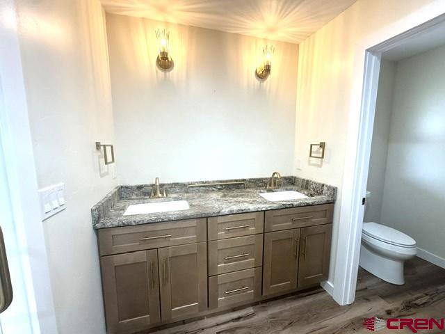976 Bluffs Blvd Property Photo 15