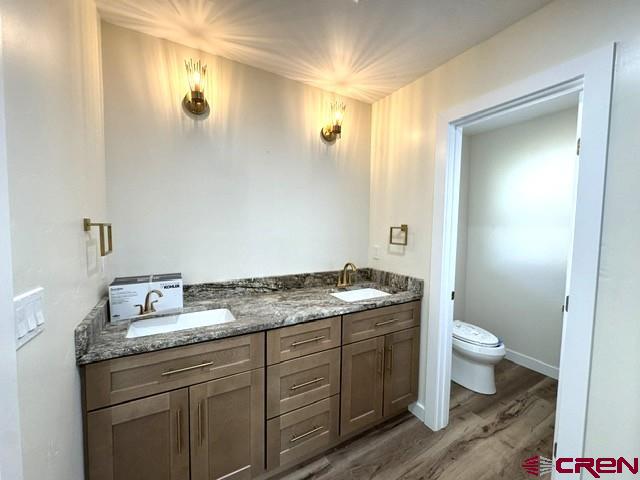 976 Bluffs Blvd Property Photo 17