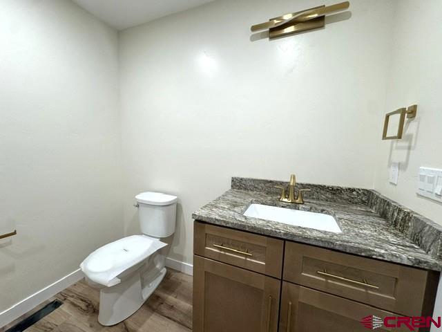 976 Bluffs Blvd Property Photo 21