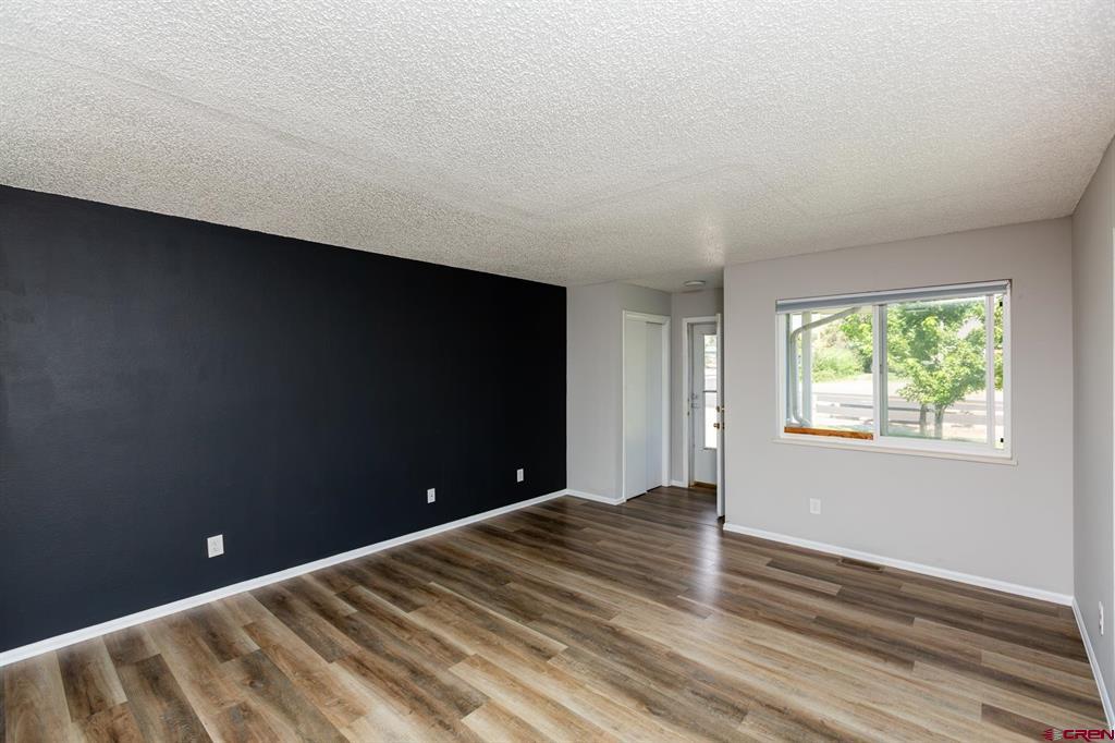 675 30 Road Property Photo 4