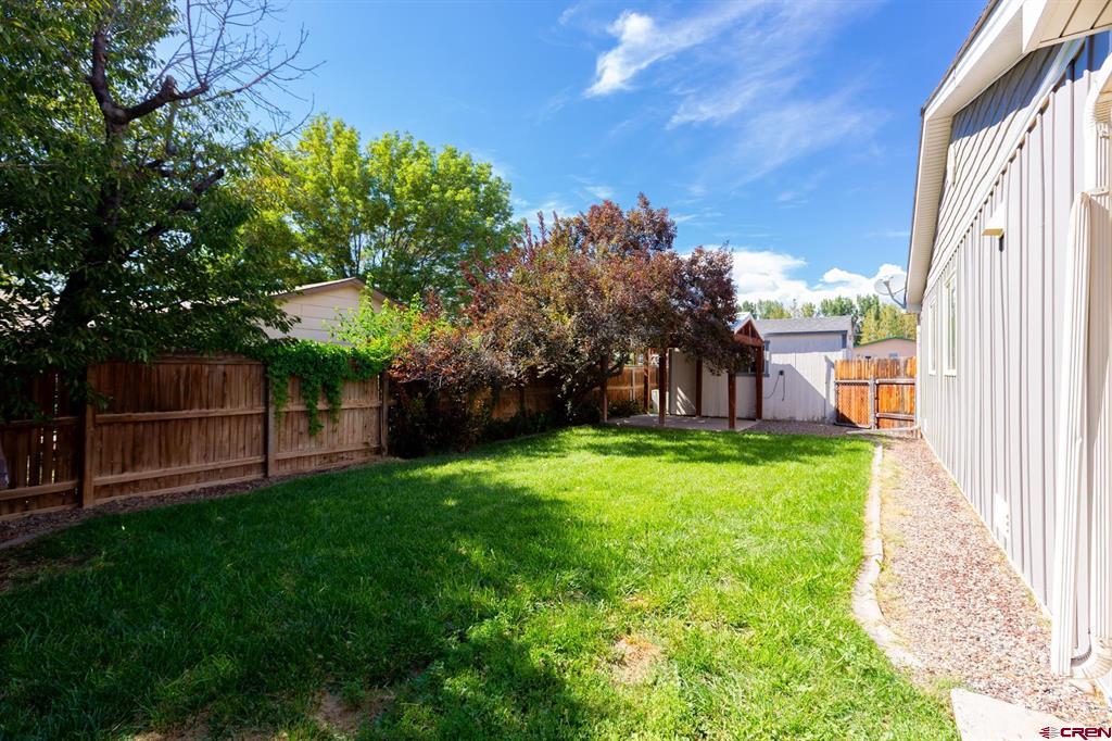 675 30 Road Property Photo 24