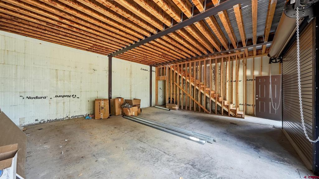 573 Crest Drive Property Photo 39
