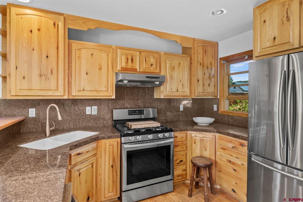 81 Cascadilla Street Property Photo 12