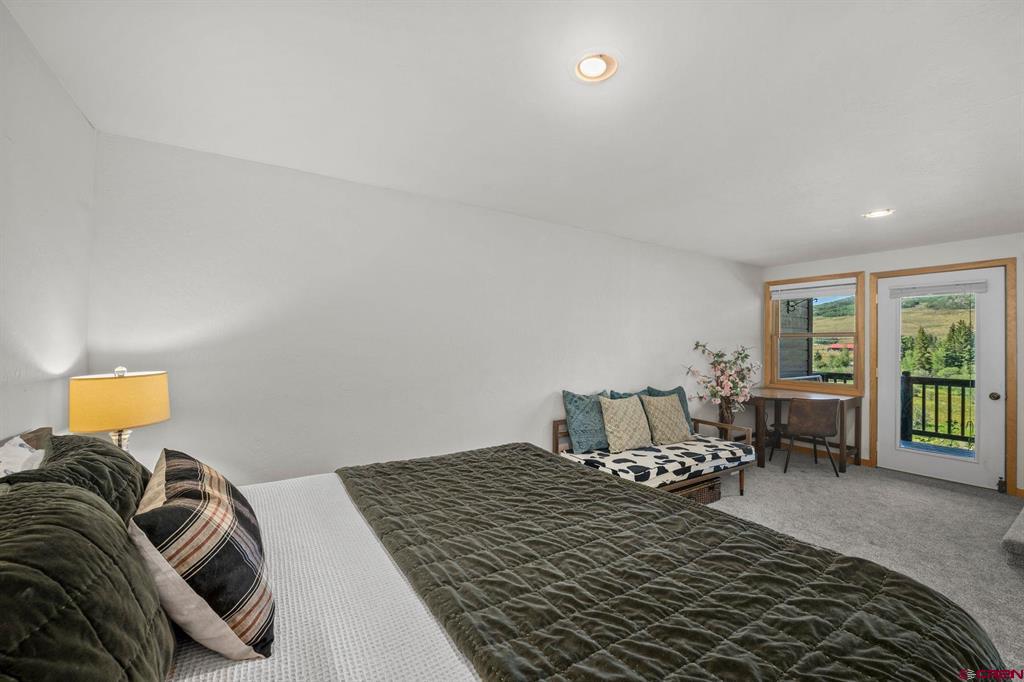 81 Cascadilla Street Property Photo 23