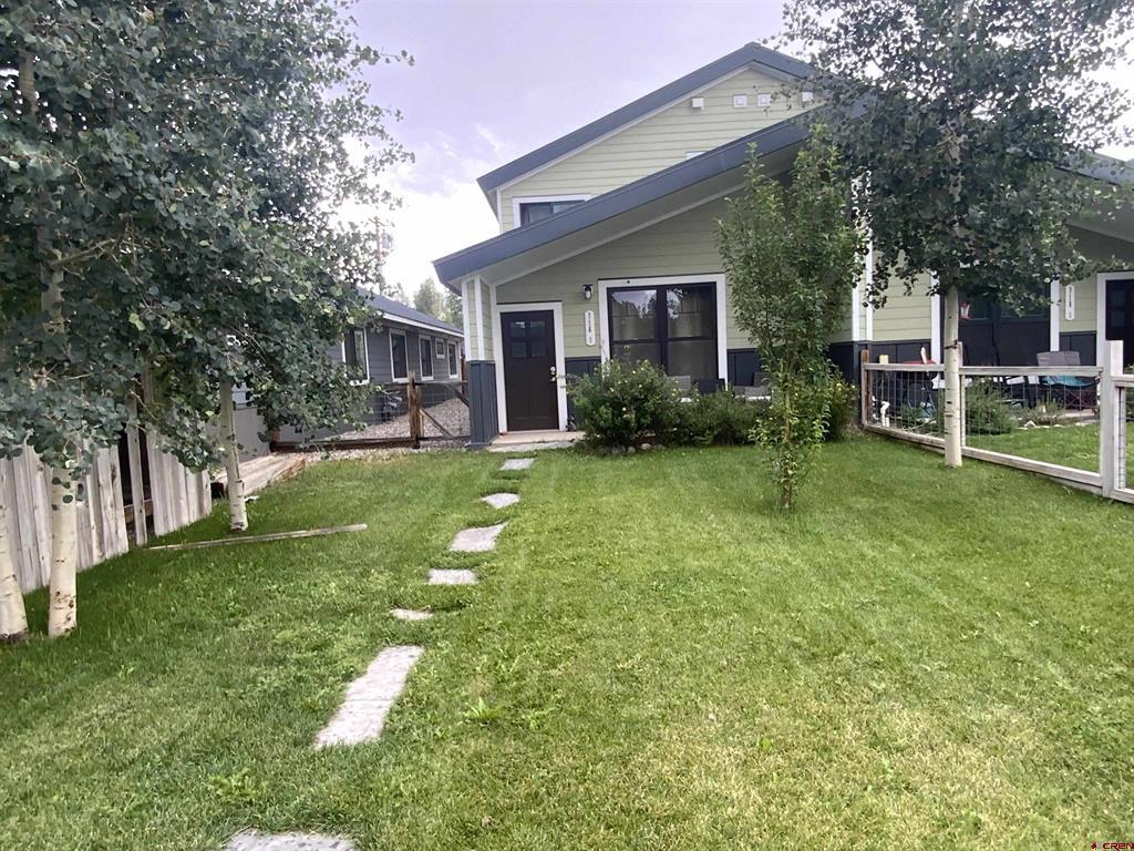718 N 11th Street Property Photo 1