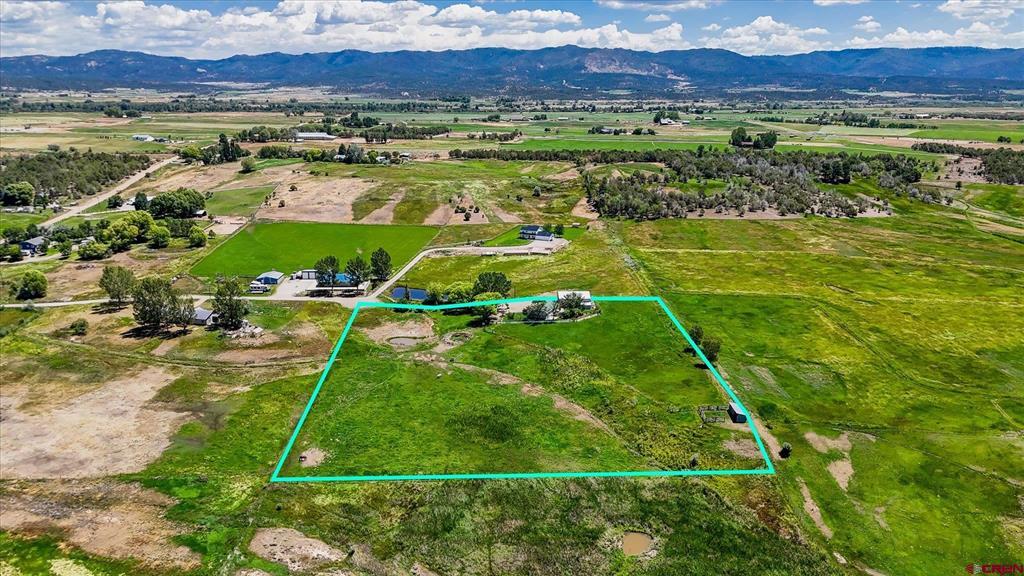 164 Sandia Circle Property Photo 3