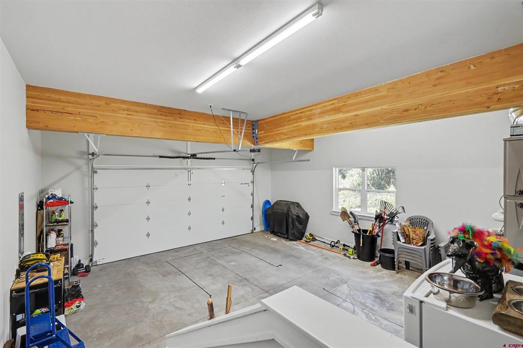 455 Clint Property Photo 3