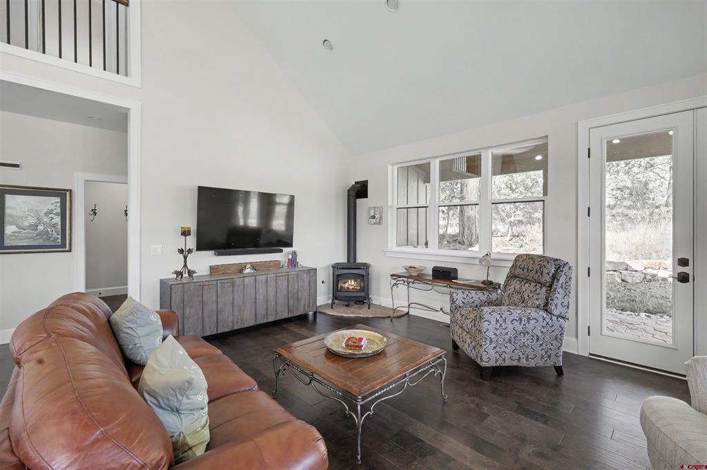 455 Clint Property Photo 25