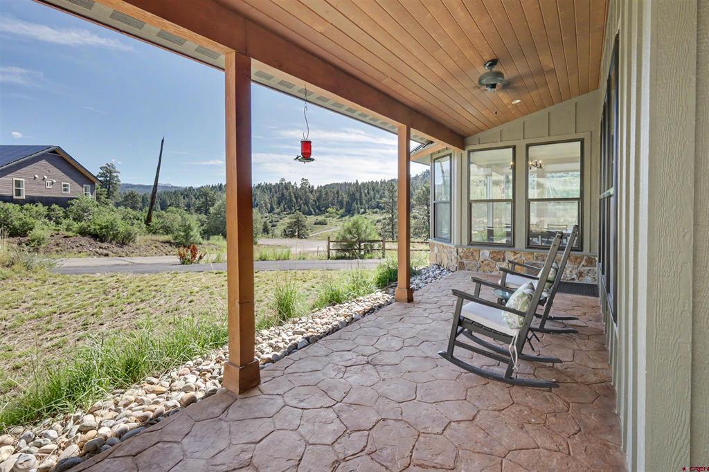 455 Clint Property Photo 32