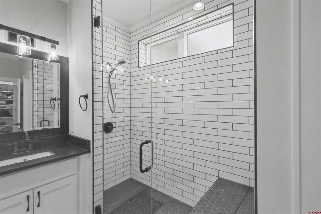 455 Clint Property Photo 41