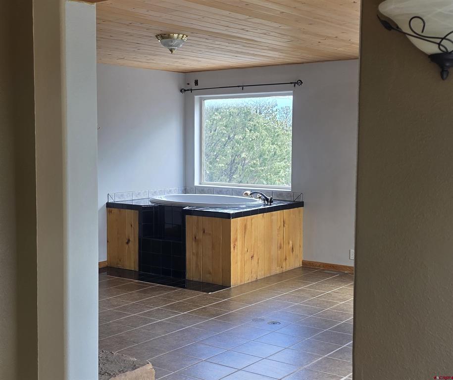 709 Ponderosa Drive Property Photo 28