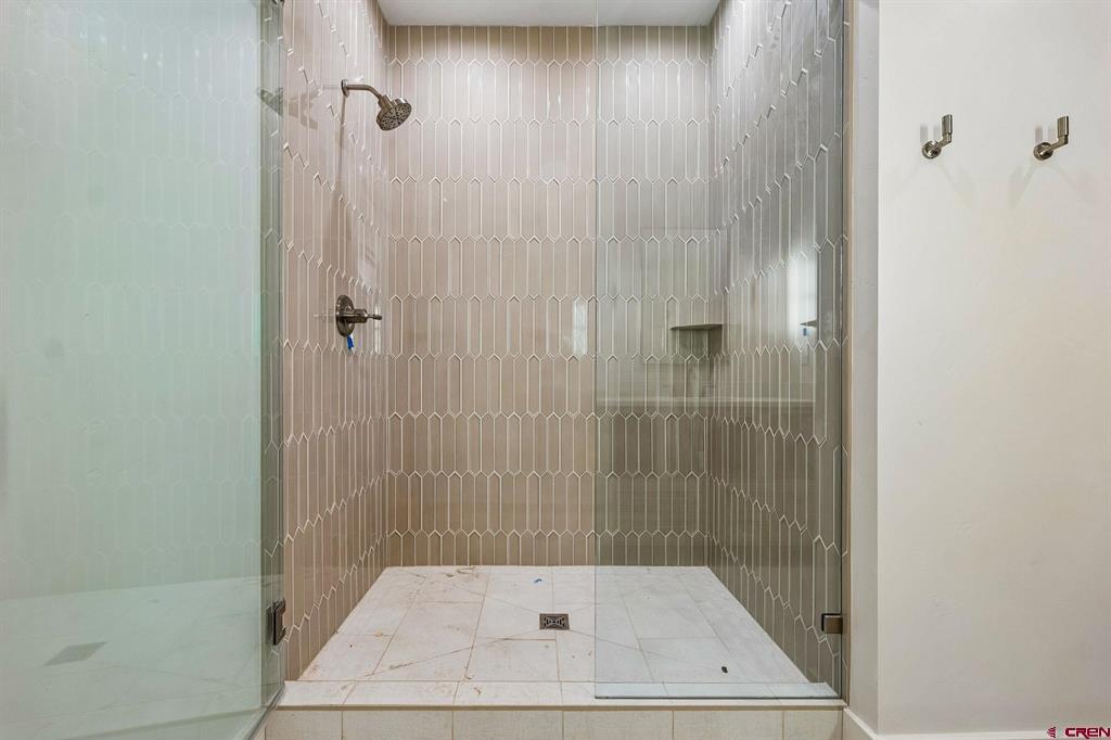 103 Glacier Cliff Drive Property Photo 32