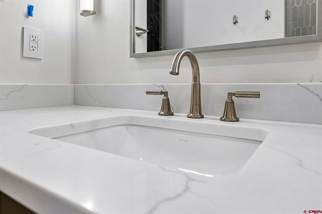 103 Glacier Cliff Drive Property Photo 33