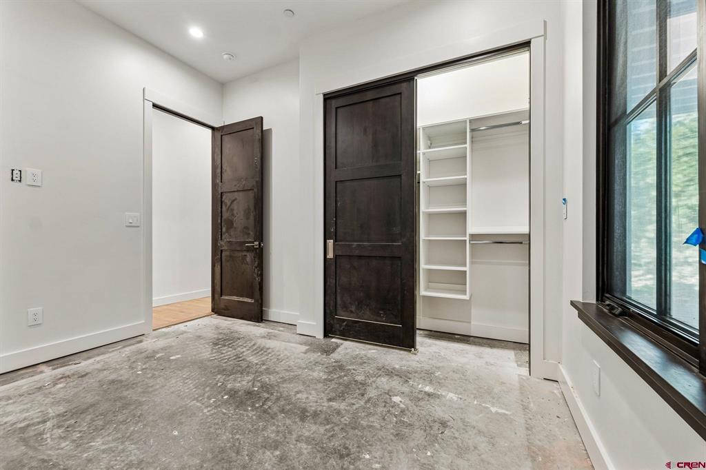 103 Glacier Cliff Drive Property Photo 34