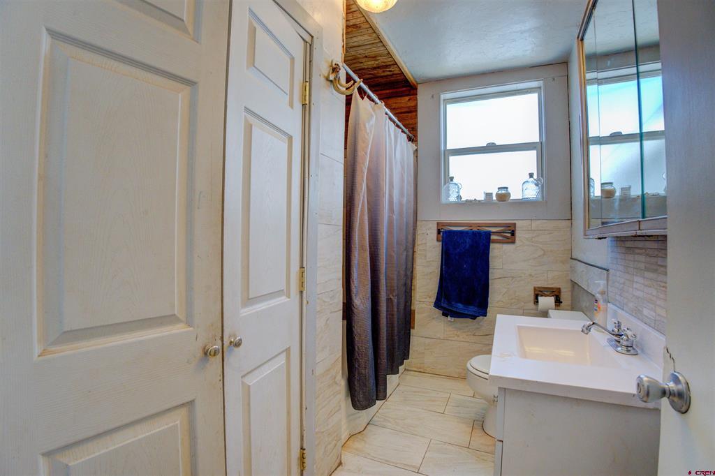 428 W 4th Street Property Photo 11