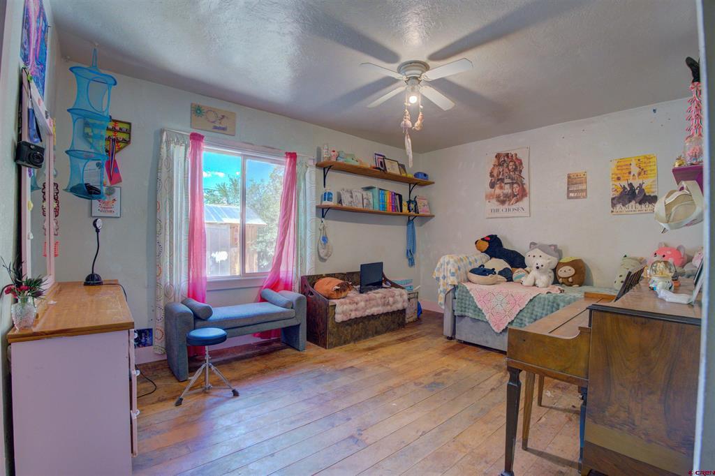 428 W 4th Street Property Photo 12