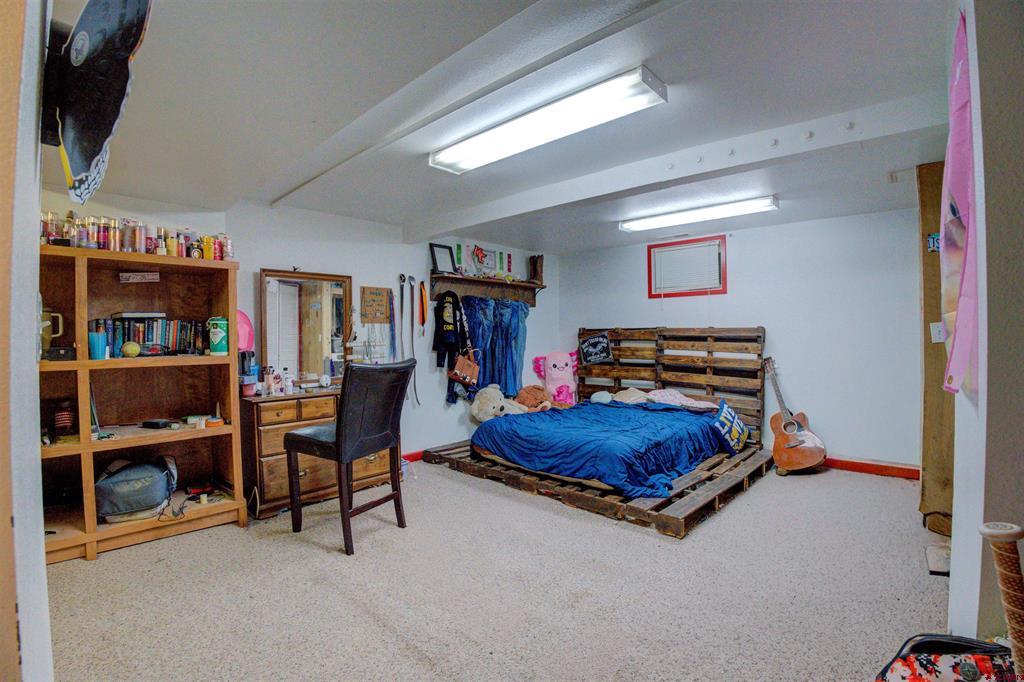 428 W 4th Street Property Photo 14