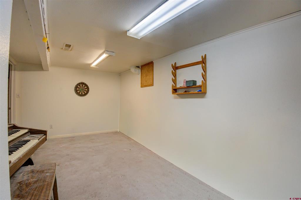 428 W 4th Street Property Photo 15