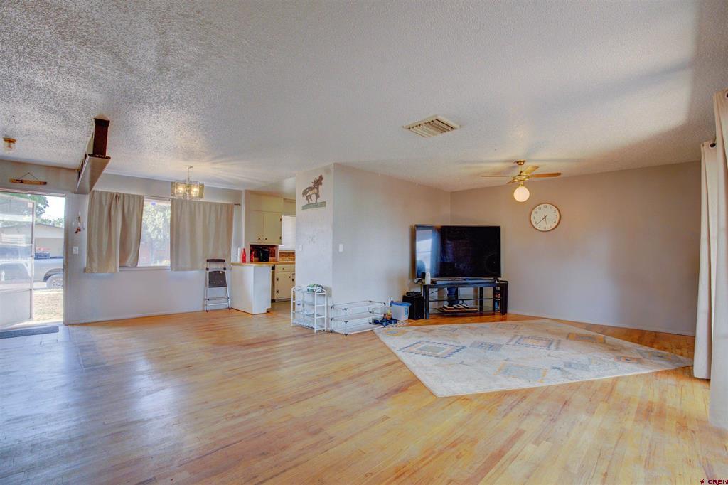 615 Baker Avenue Property Photo 3