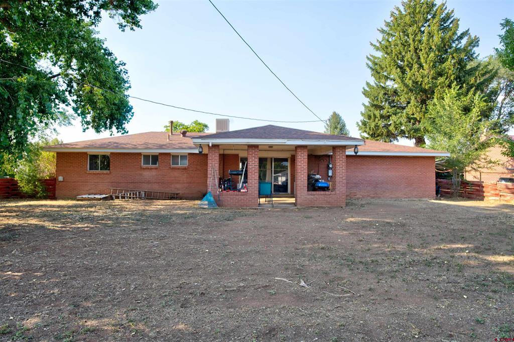 615 Baker Avenue Property Photo 16