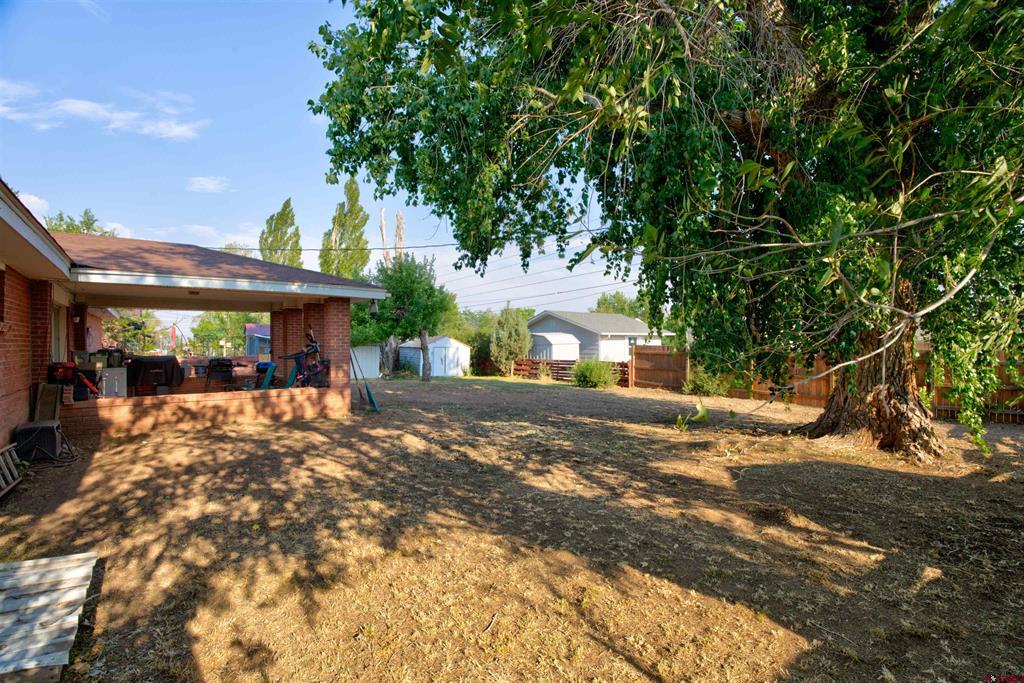 615 Baker Avenue Property Photo 19