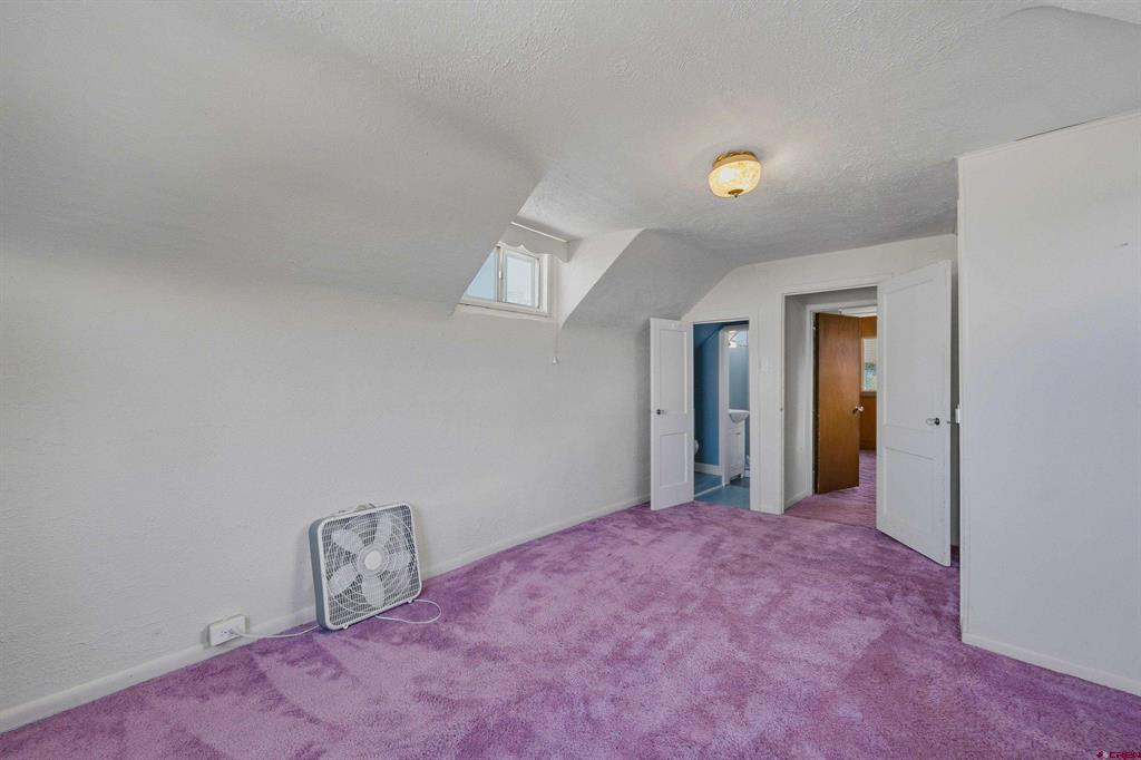 303 E White Avenue Property Photo 17