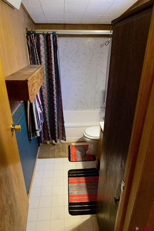 546 2nd Street Property Photo 7