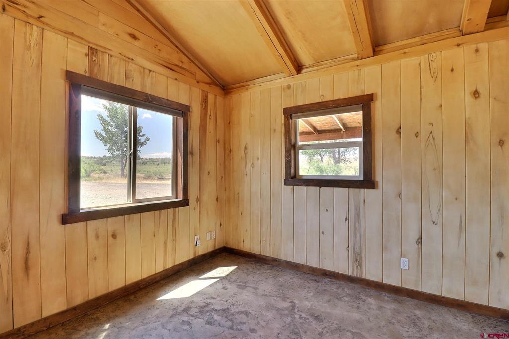 38722 Yeoman Road Property Photo 8