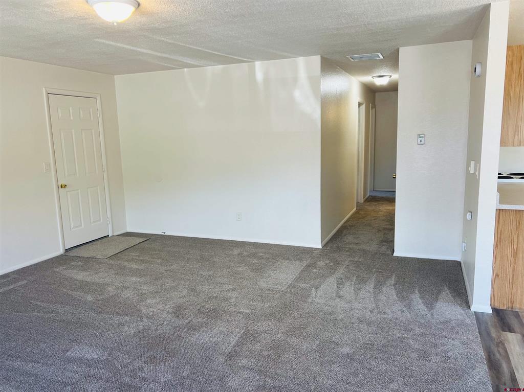 1098 Scott Circle Property Photo 14