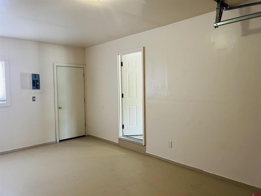 1098 Scott Circle Property Photo 31