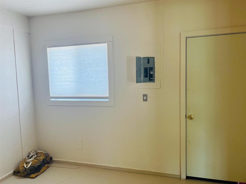 1098 Scott Circle Property Photo 33