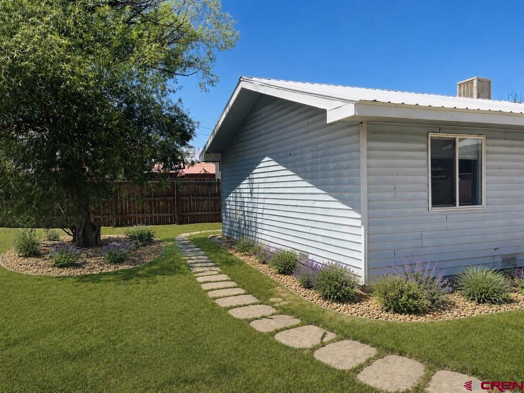 1098 Scott Circle Property Photo 37