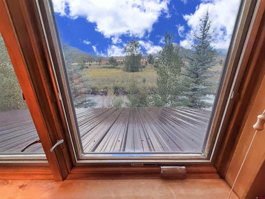 145 Crow's Nest Drive Property Photo 41
