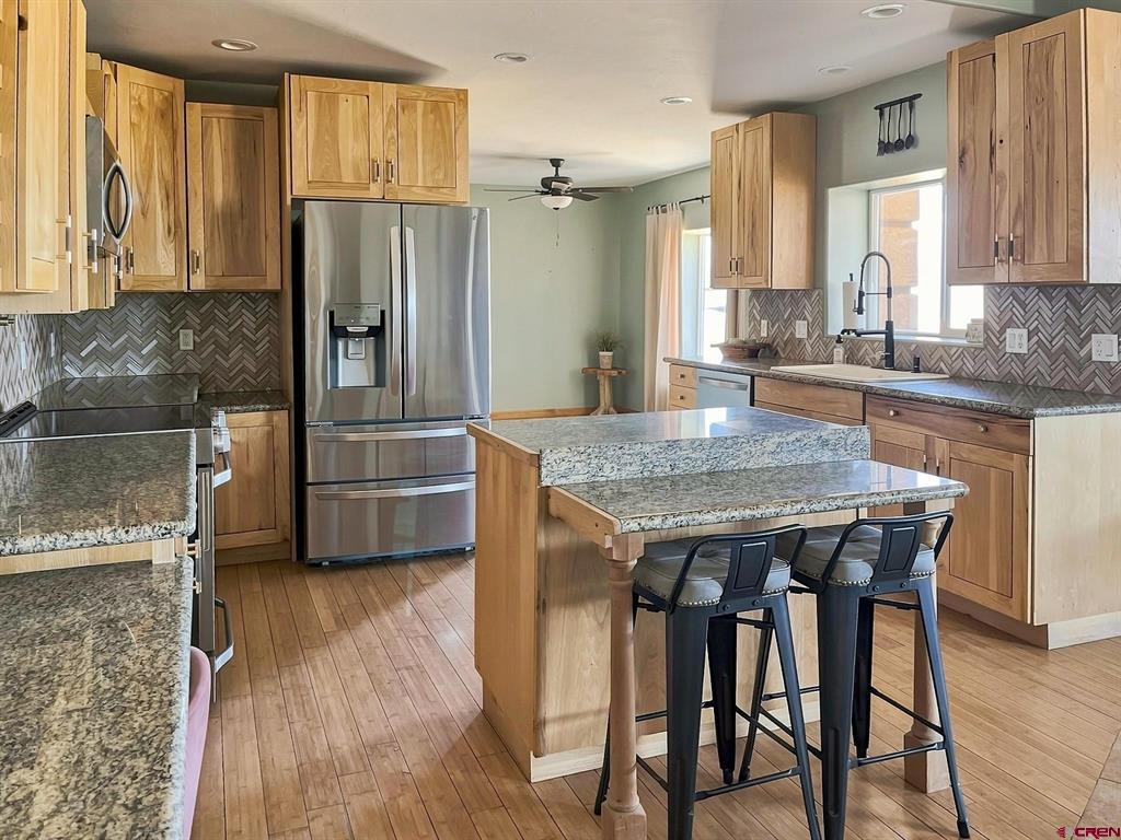 38156 Fruitland Mesa Road Property Photo 9