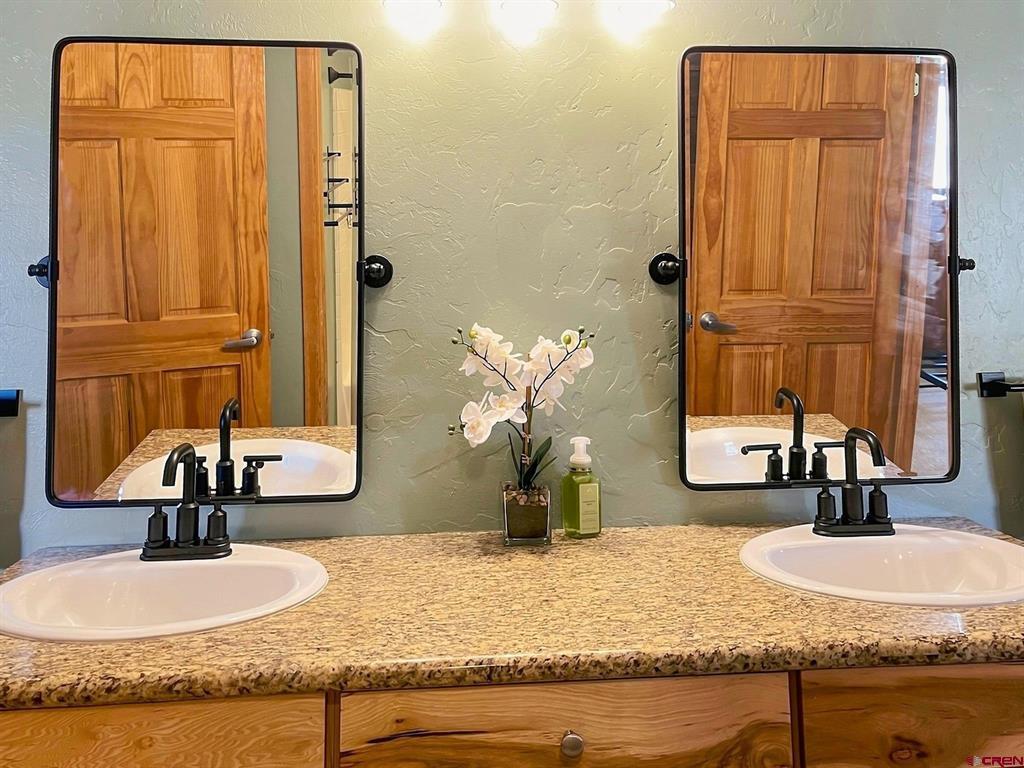 38156 Fruitland Mesa Road Property Photo 20
