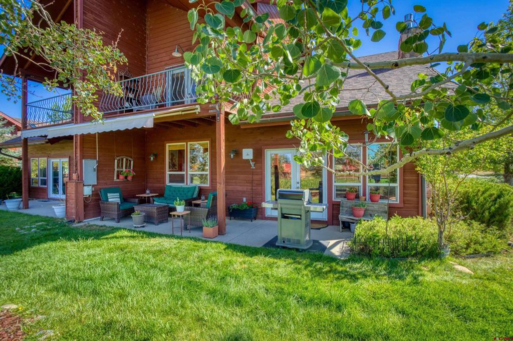 16 Holly Tree Circle Property Photo 11