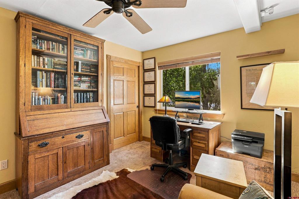 16 Holly Tree Circle Property Photo 28