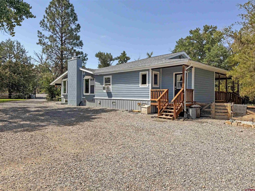 18569 B Road Property Photo 8