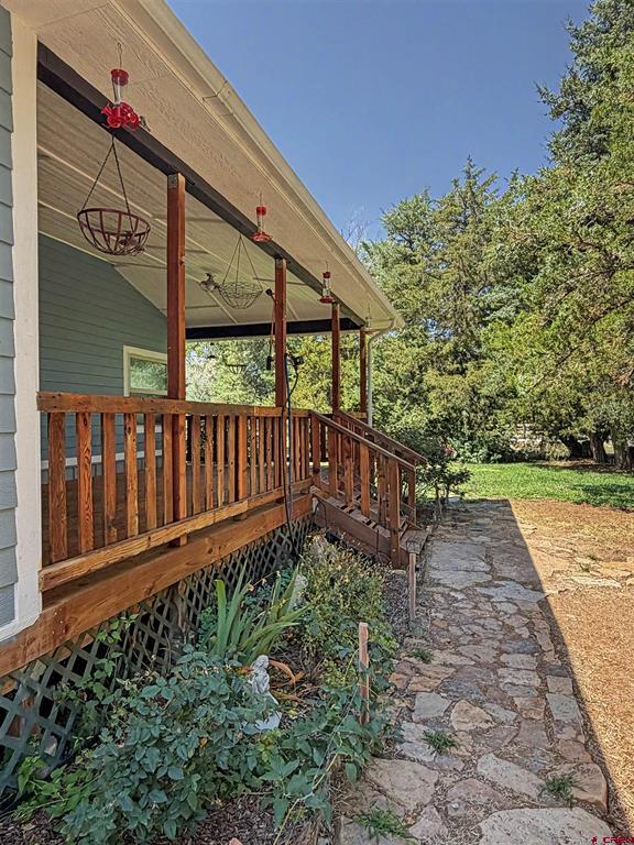 18569 B Road Property Photo 11