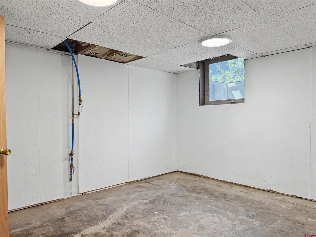 18569 B Road Property Photo 32