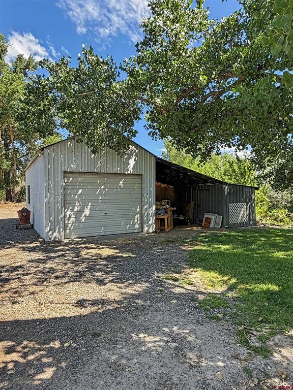 18569 B Road Property Photo 41