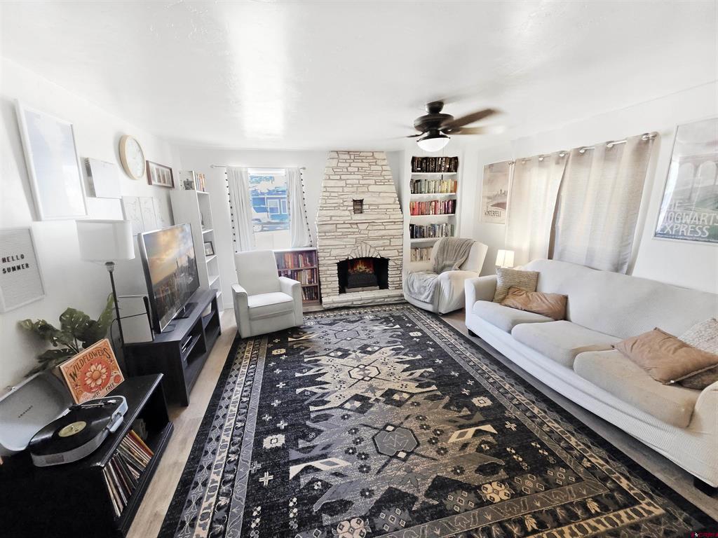 715 Canyon Drive Property Photo 4