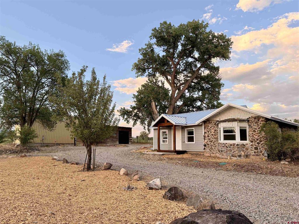 31061 J Road Property Photo 1