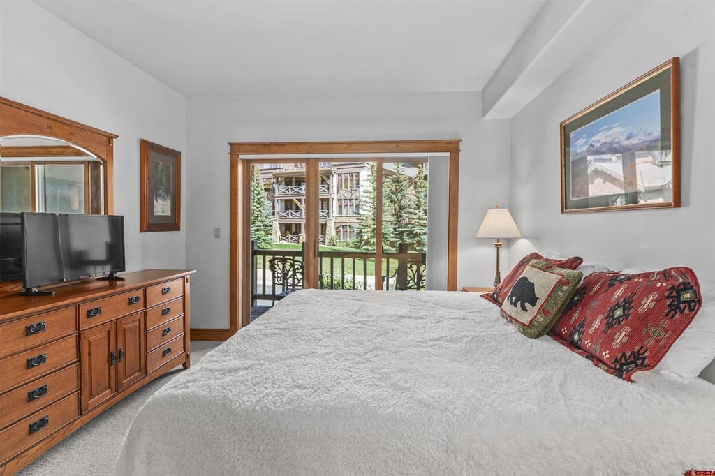 9 Hunter Hill Road Property Photo 15