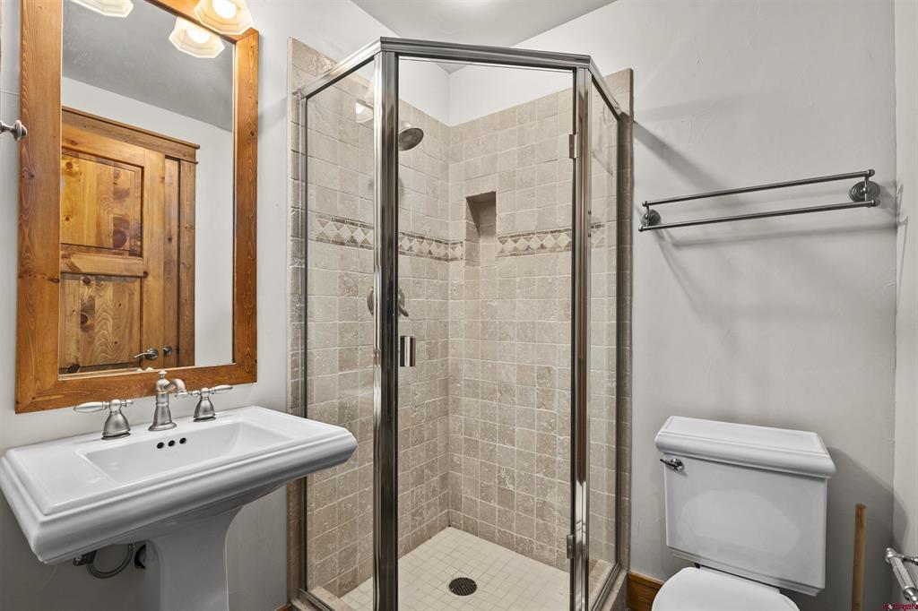 9 Hunter Hill Road Property Photo 28